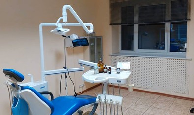 Кабинет стоматологической имплантации Олега Блохина