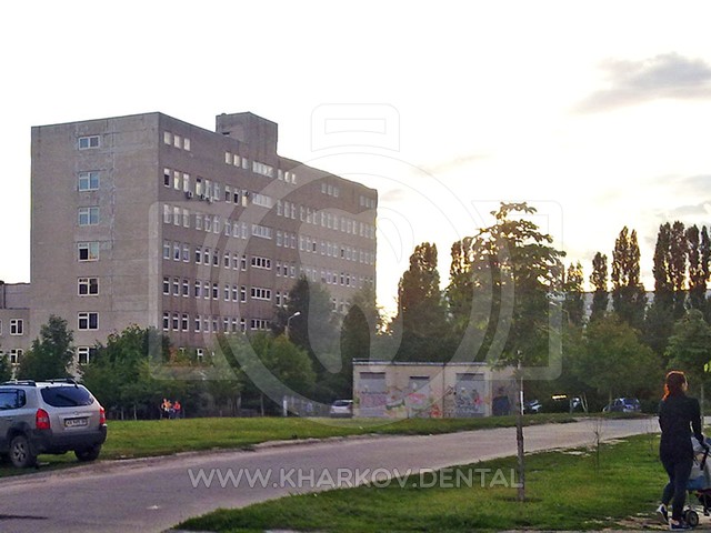 Поликлиника 10 фото. Харьков поликлиника 10. Харьков 10 поликлиника сейчас. Бондаренко 4 поликлиника 10. 19 Поликлиника Харьков.